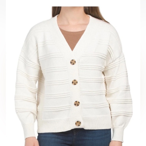 cupcakes & cashmere Sweaters - cupcakes & cashmere Cream Button-Up Cardigan